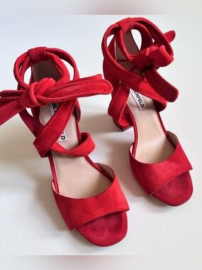 KARL LAGERFELD Racha Red Strappy Tied Heels Sandals Size 7